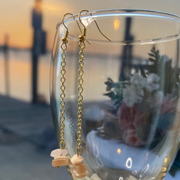 Delicate rose - Picture 2 of 2